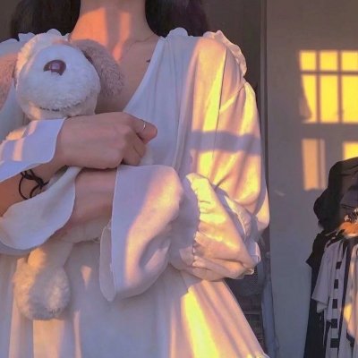 舒莎摇摇