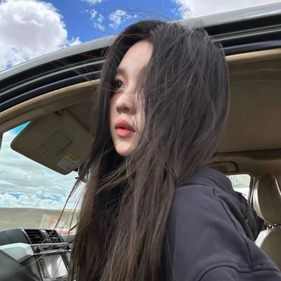 弗洛尔和她的两个丈夫